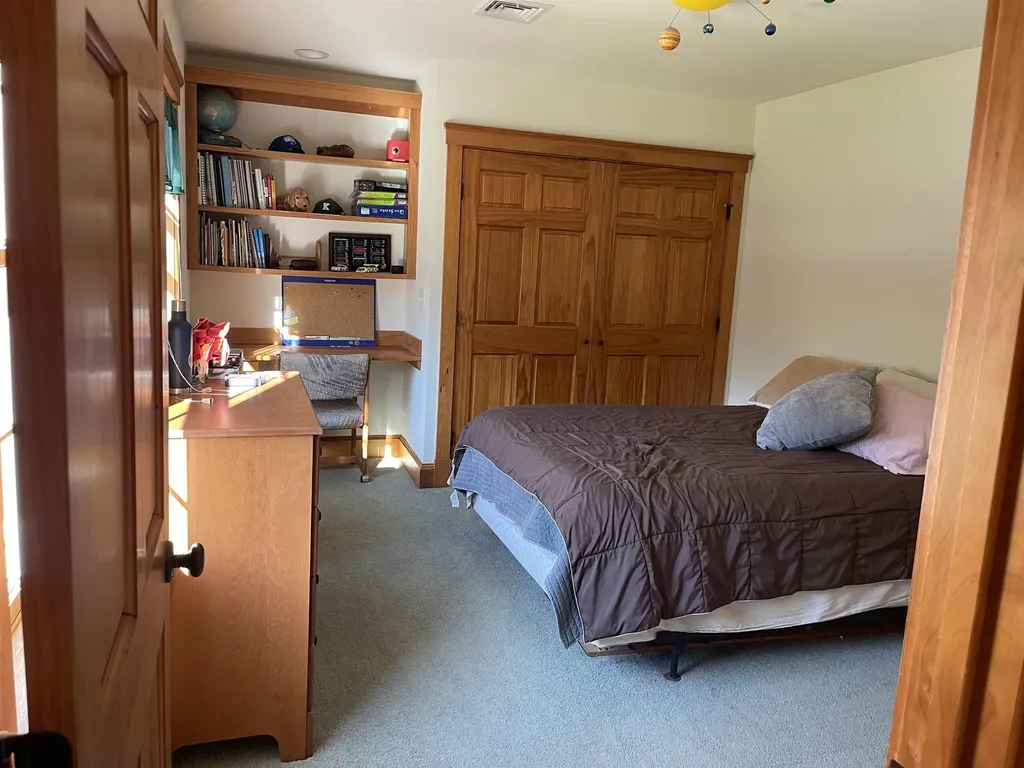 190 Ledge Hill Road Tuftonboro NH 03816