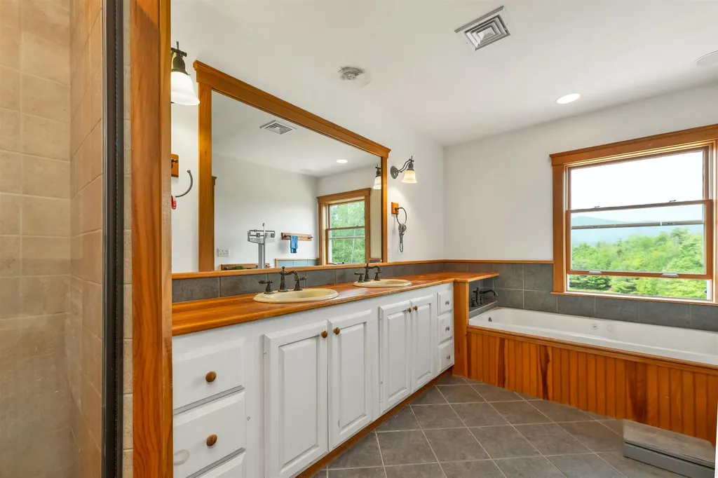 190 Ledge Hill Road Tuftonboro NH 03816