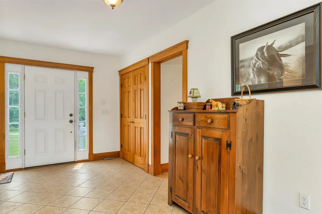 190 Ledge Hill Road Tuftonboro NH 03816