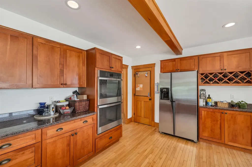 190 Ledge Hill Road Tuftonboro NH 03816