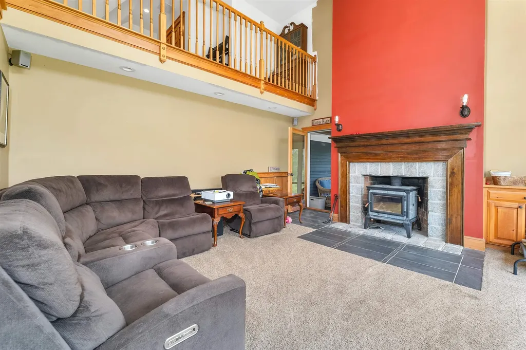 190 Ledge Hill Road Tuftonboro NH 03816