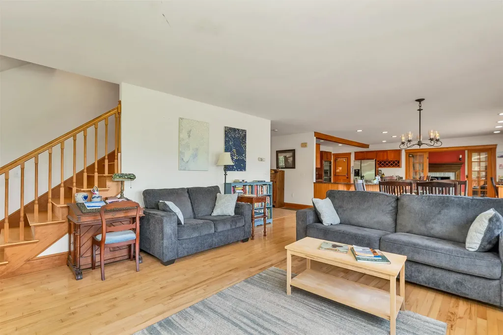 190 Ledge Hill Road Tuftonboro NH 03816