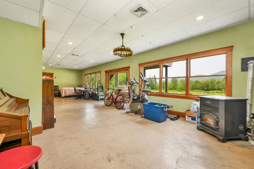 190 Ledge Hill Road Tuftonboro NH 03816