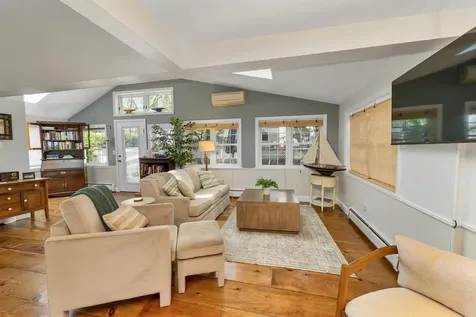 15 Mill Pond Lane Hampton NH 03842