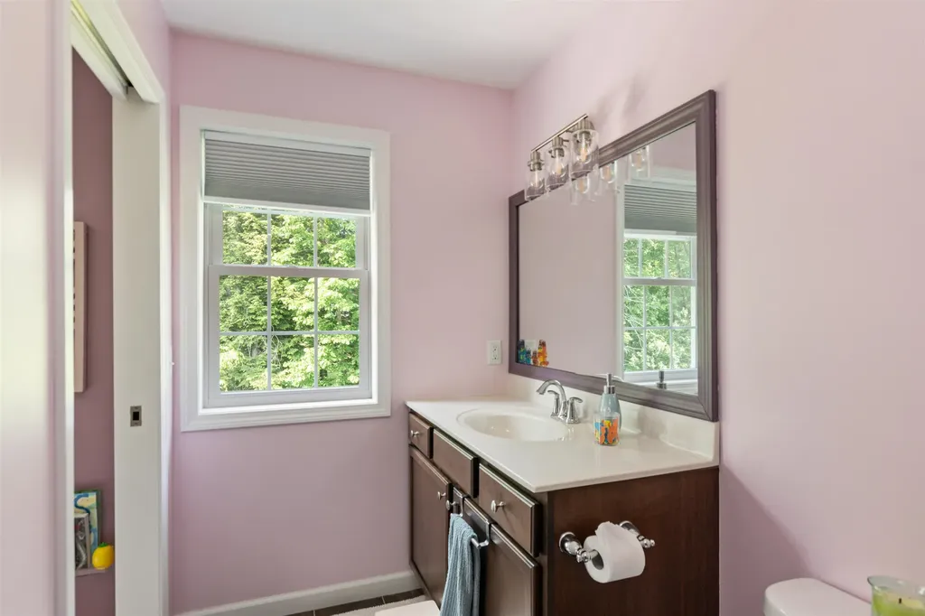 207 Walnut Grove Colchester VT 05446