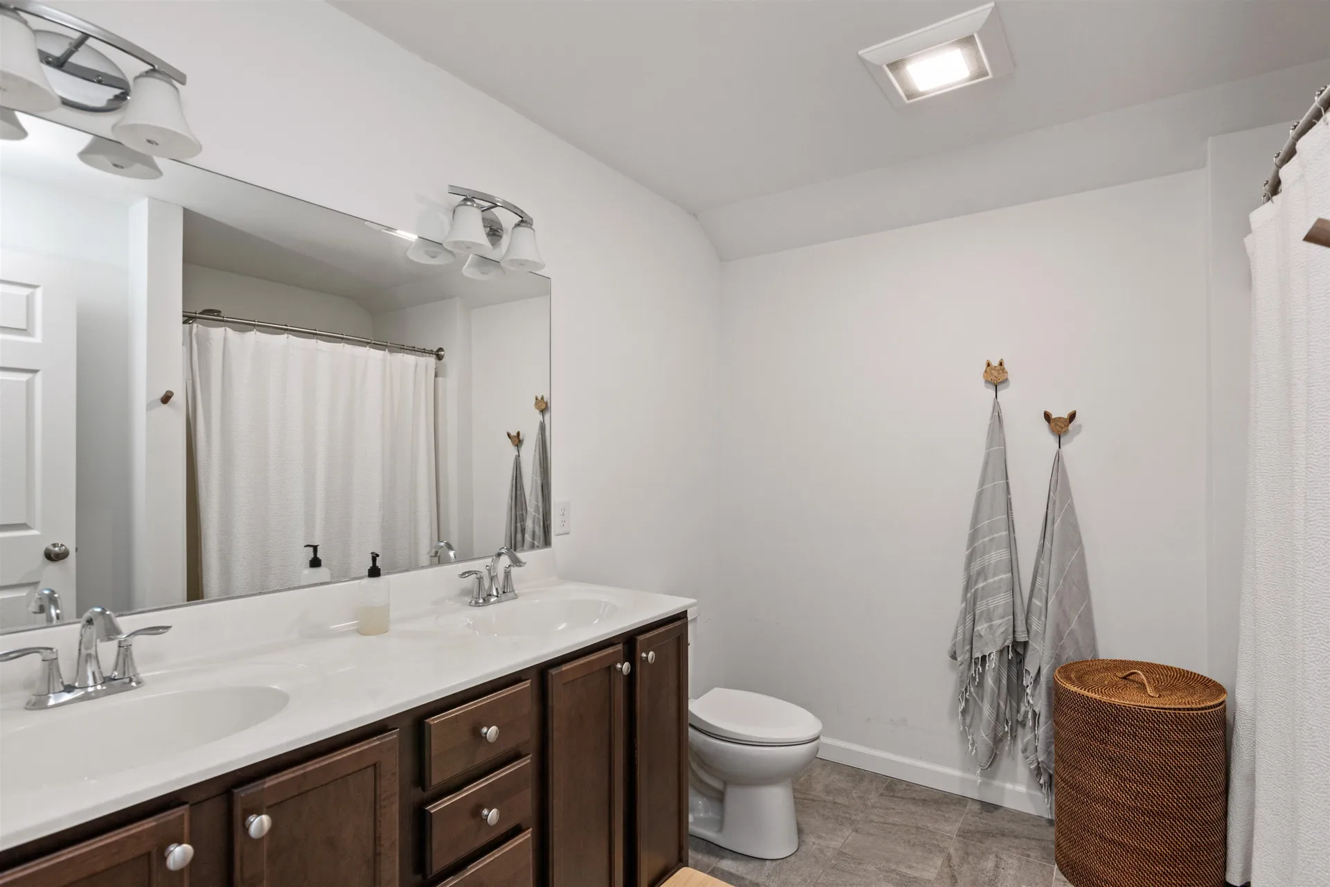 207 Walnut Grove Colchester VT 05446