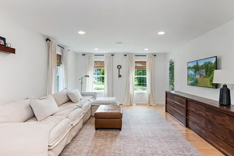 207 Walnut Grove Colchester VT 05446