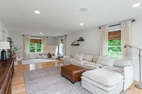 207 Walnut Grove Colchester VT 05446