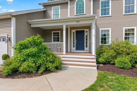 207 Walnut Grove Colchester VT 05446