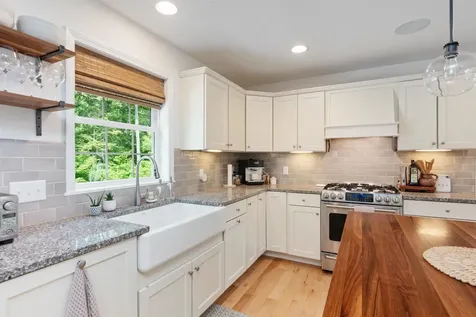 207 Walnut Grove Colchester VT 05446