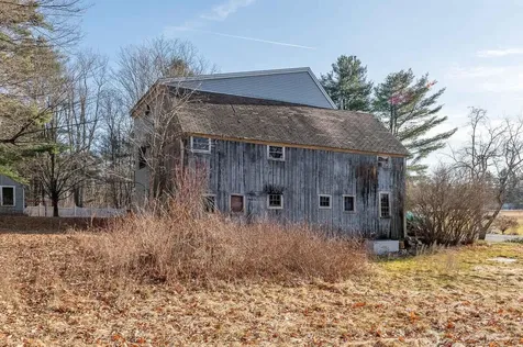 31 Old State Road Epping NH 03042