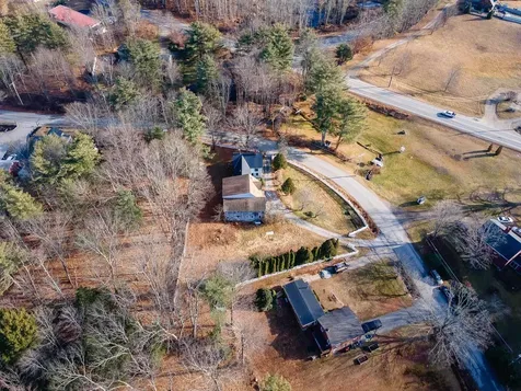 31 Old State Road Epping NH 03042