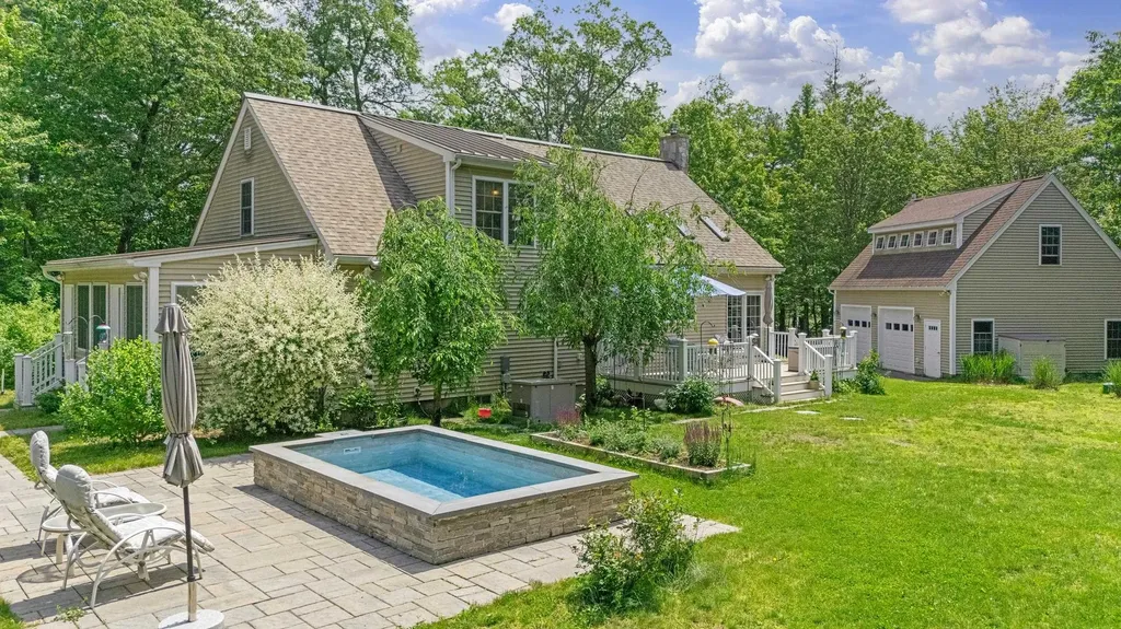 109 Temple Road Wilton NH 03086