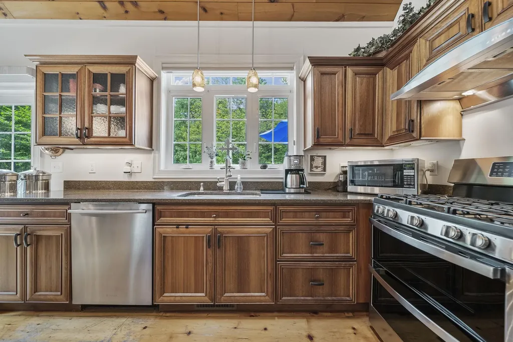 109 Temple Road Wilton NH 03086