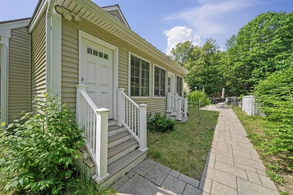 109 Temple Road Wilton NH 03086