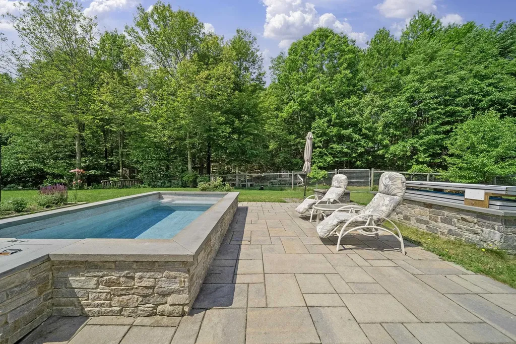 109 Temple Road Wilton NH 03086
