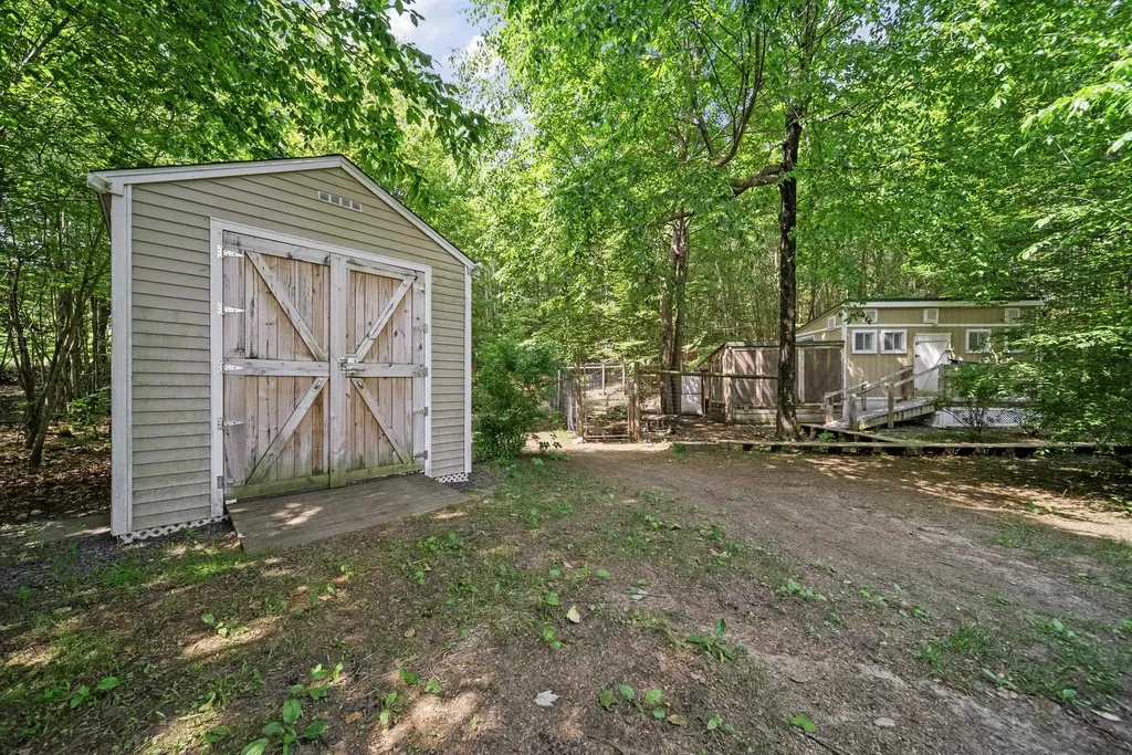 109 Temple Road Wilton NH 03086