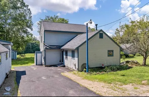 7B Roberts Cove Road Alton NH 03810