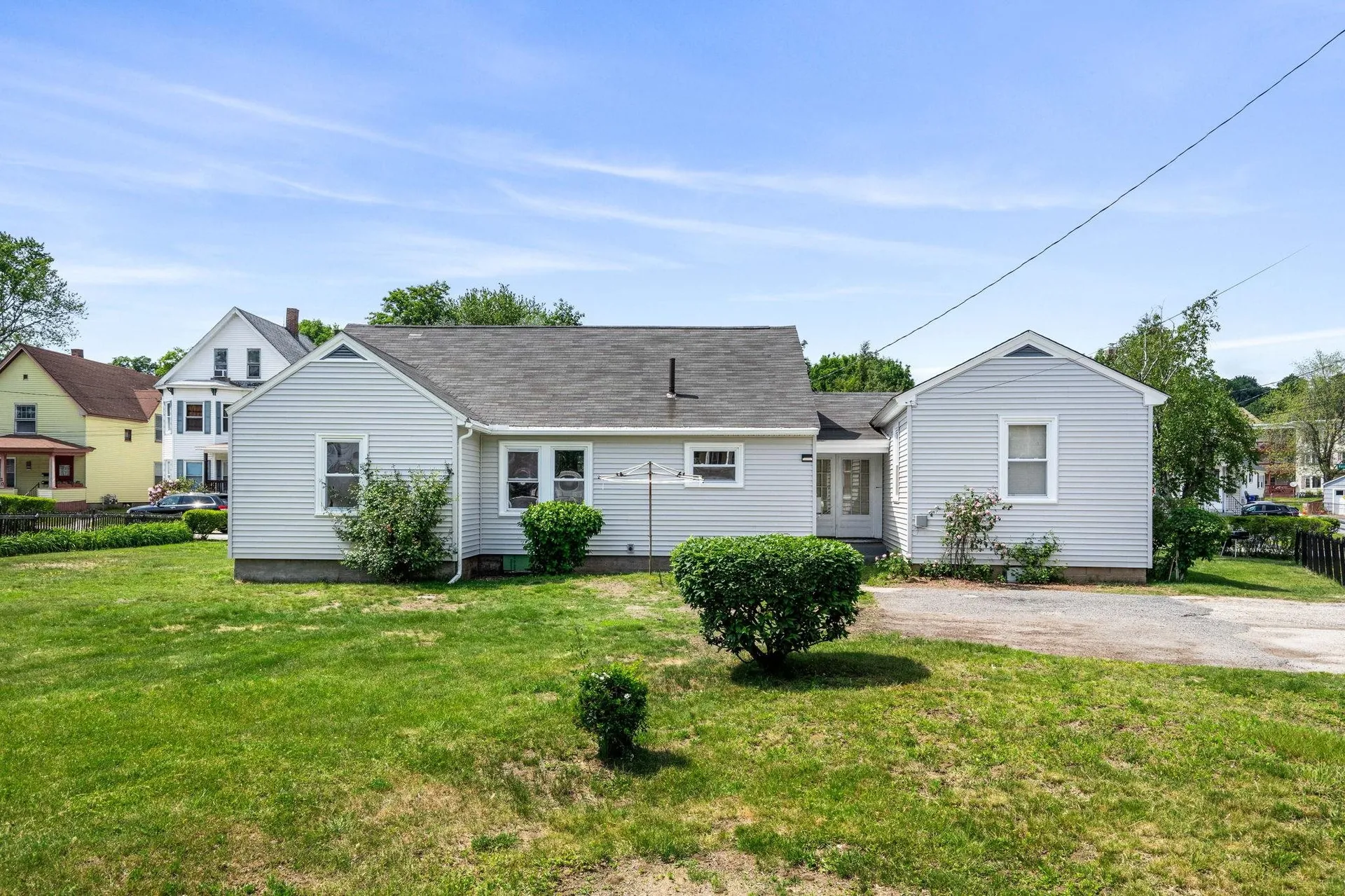 33 Hayes Avenue Manchester NH 03103