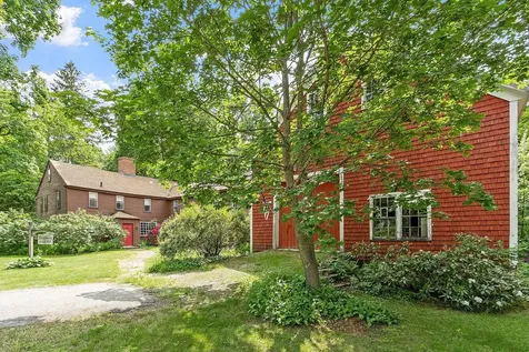 73 Mammoth Road Pelham NH 03076