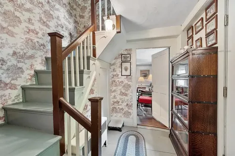 73 Mammoth Road Pelham NH 03076