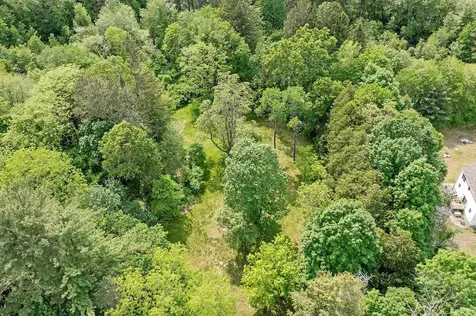 73 Mammoth Road Pelham NH 03076