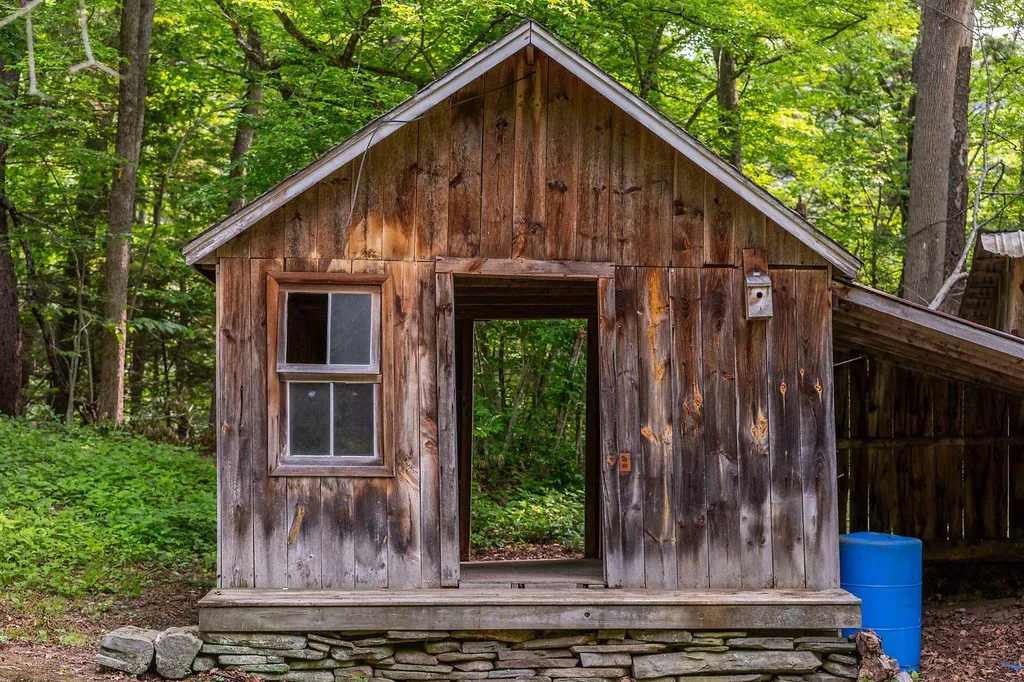 2277 Vt Route 30 Jamaica VT 05343