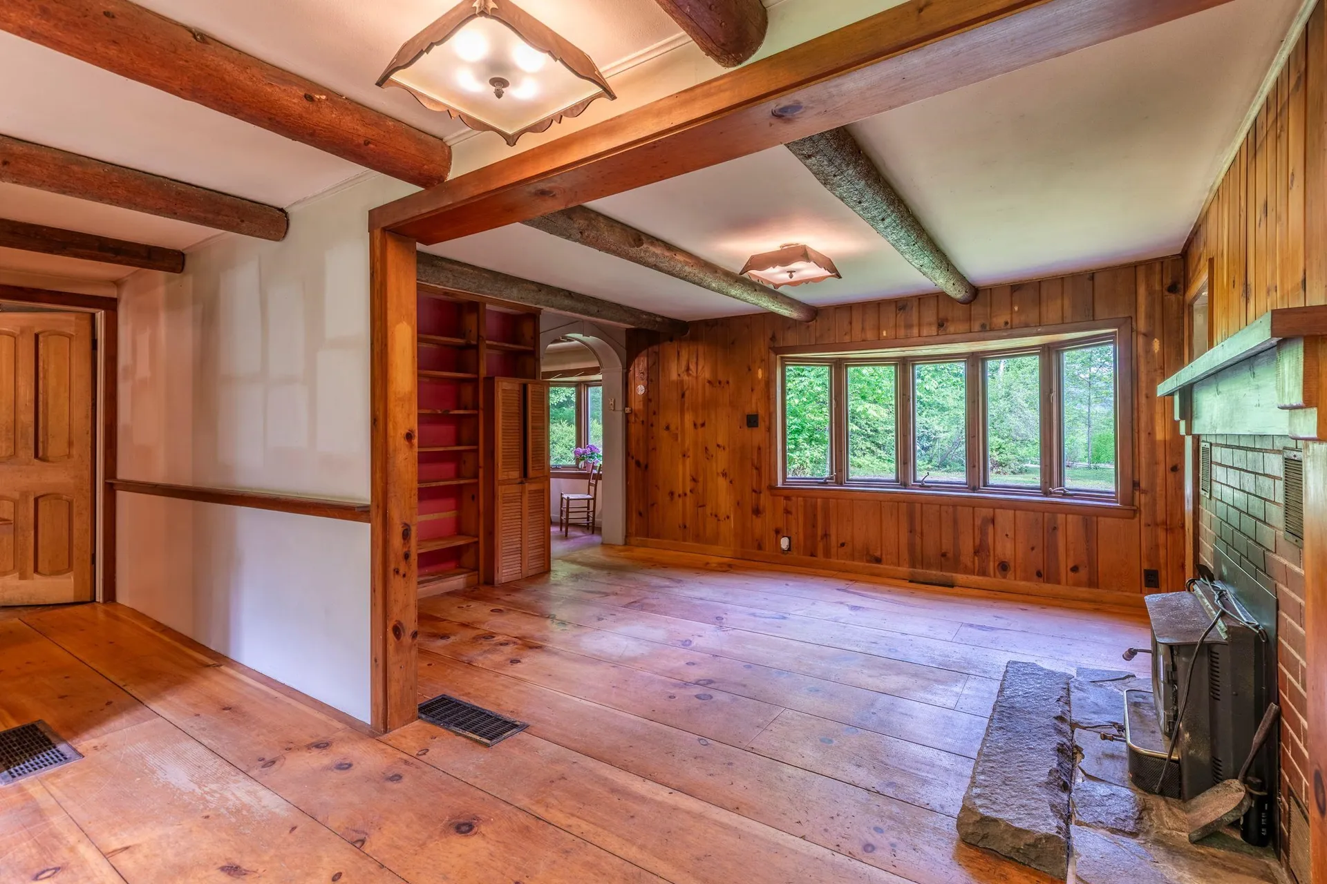 2277 Vt Route 30 Jamaica VT 05343