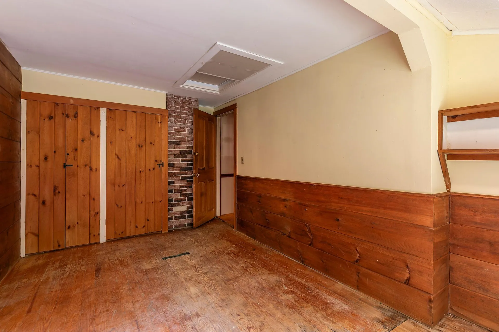 2277 Vt Route 30 Jamaica VT 05343