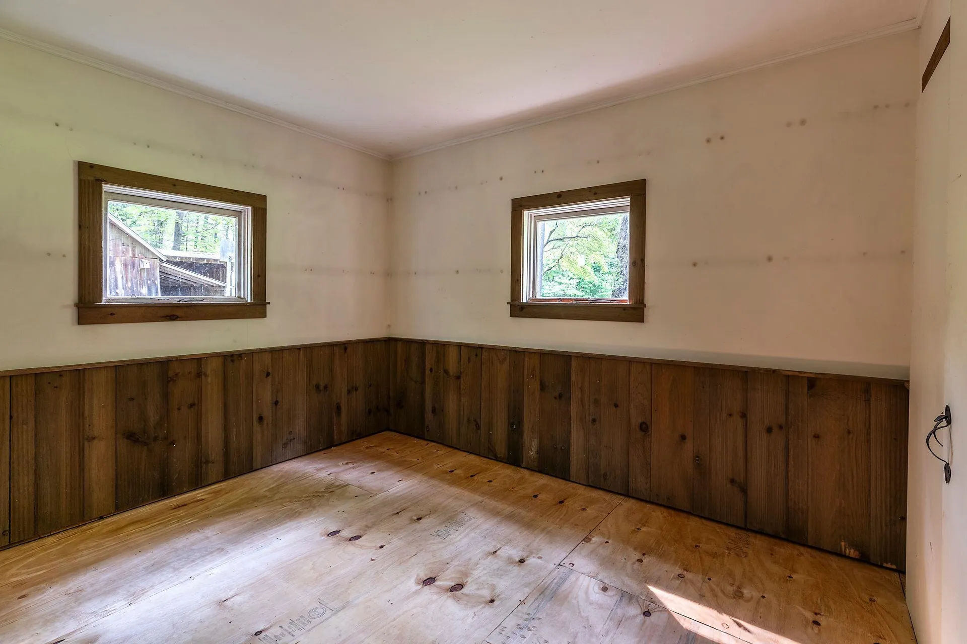 2277 Vt Route 30 Jamaica VT 05343