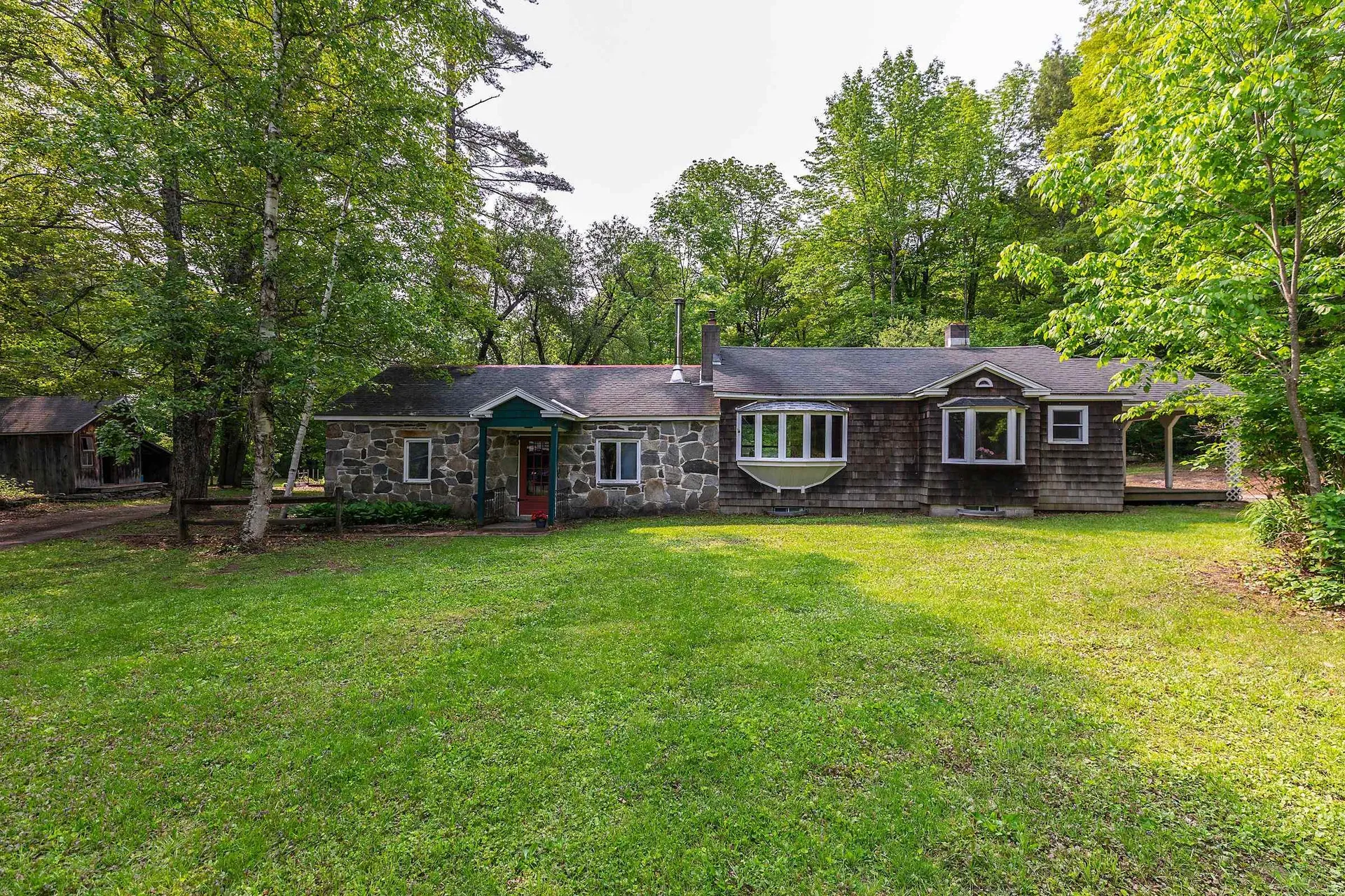 2277 Vt Route 30 Jamaica VT 05343