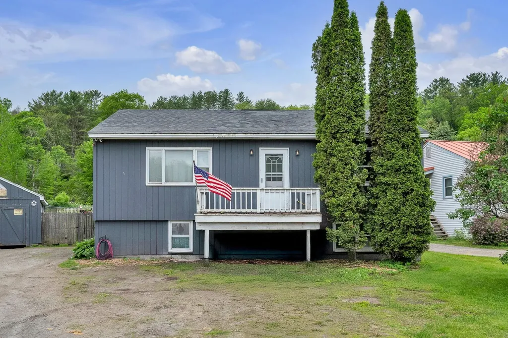 724 South Windsor Street Royalton VT 05068