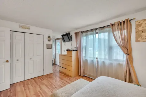 724 South Windsor Street Royalton VT 05068