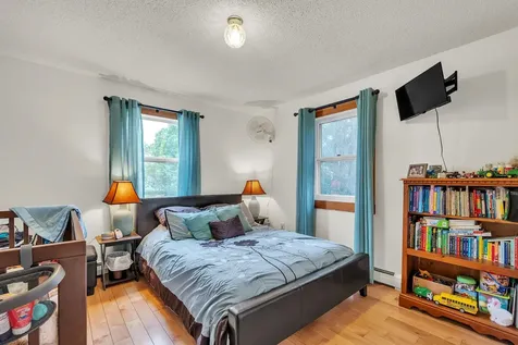 724 South Windsor Street Royalton VT 05068