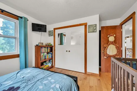 724 South Windsor Street Royalton VT 05068