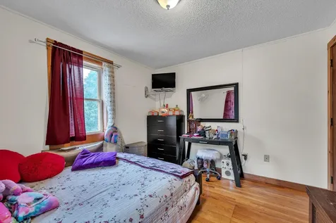 724 South Windsor Street Royalton VT 05068