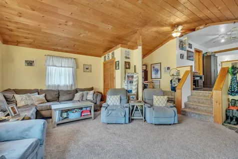 724 South Windsor Street Royalton VT 05068
