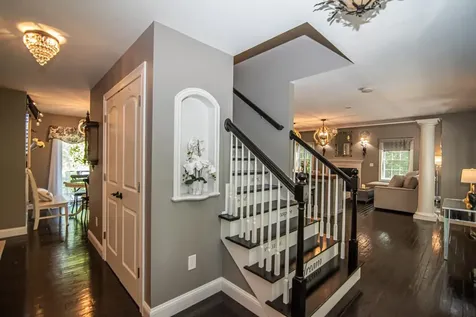 4 Crossman Circle Newton NH 03858