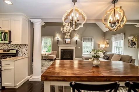 4 Crossman Circle Newton NH 03858