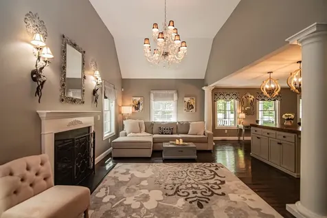 4 Crossman Circle Newton NH 03858