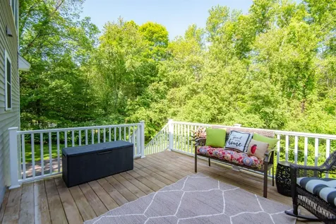 4 Crossman Circle Newton NH 03858
