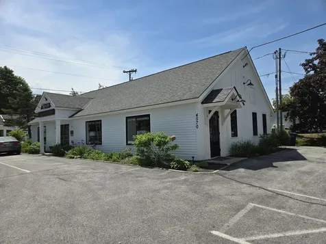 4566, 4570 Main Street Manchester VT 05255