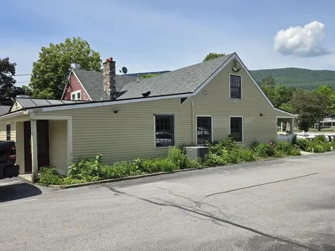 4566, 4570 Main Street Manchester VT 05255