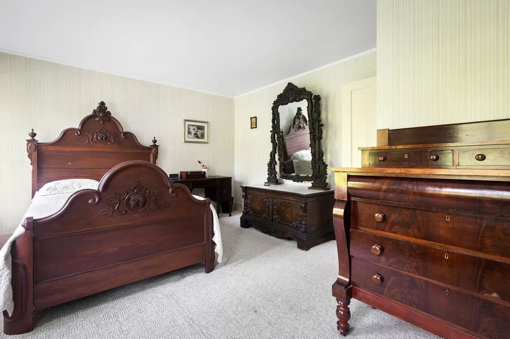 183 Mountain View Road Whitefield NH 03598