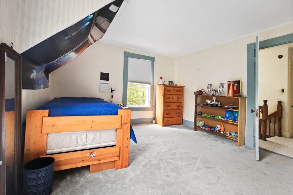 183 Mountain View Road Whitefield NH 03598