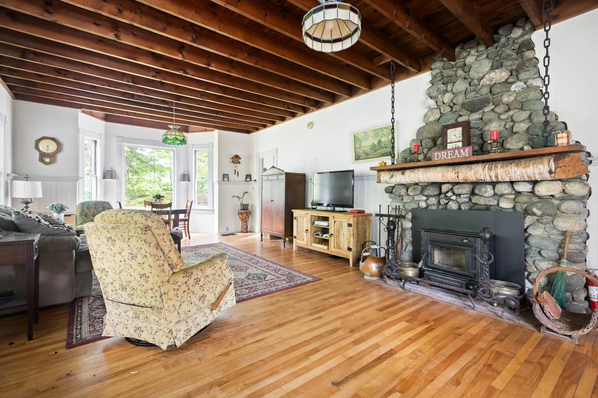 183 Mountain View Road Whitefield NH 03598