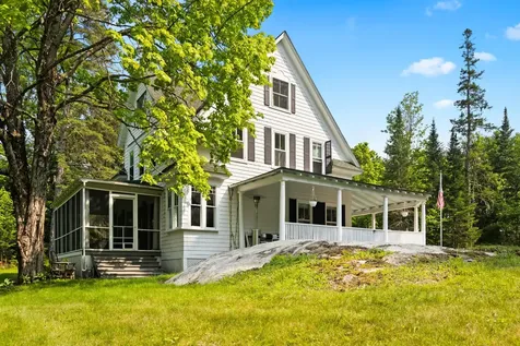 183 Mountain View Road Whitefield NH 03598