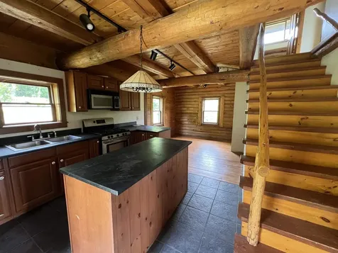 2194 Mowrey Road Jamaica VT 05343