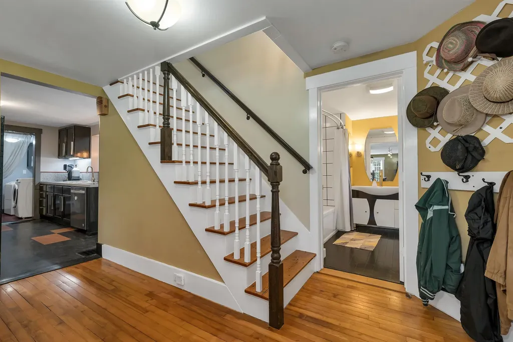 51 May Street Enfield NH 03748