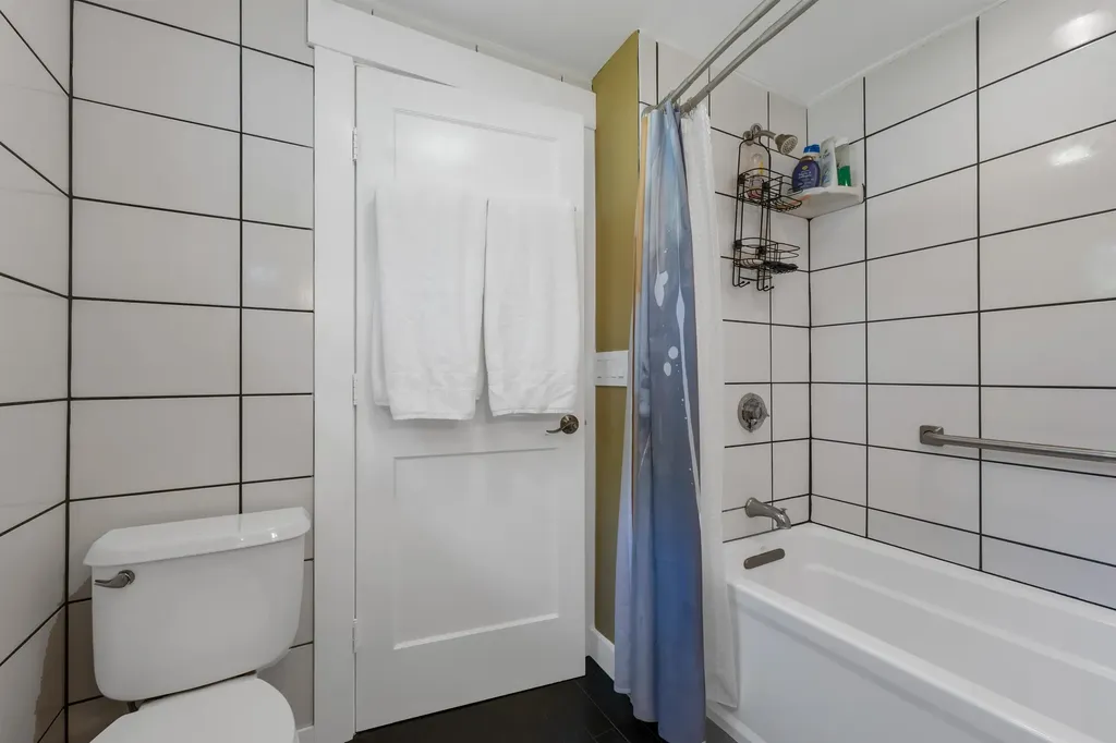 51 May Street Enfield NH 03748